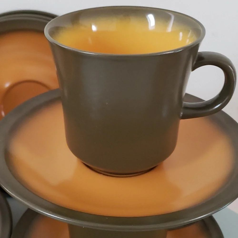 Premiere Nu Stone CANTELOPE 7606 Japan 70s Cups & Saucers Brown & Orange, VTG